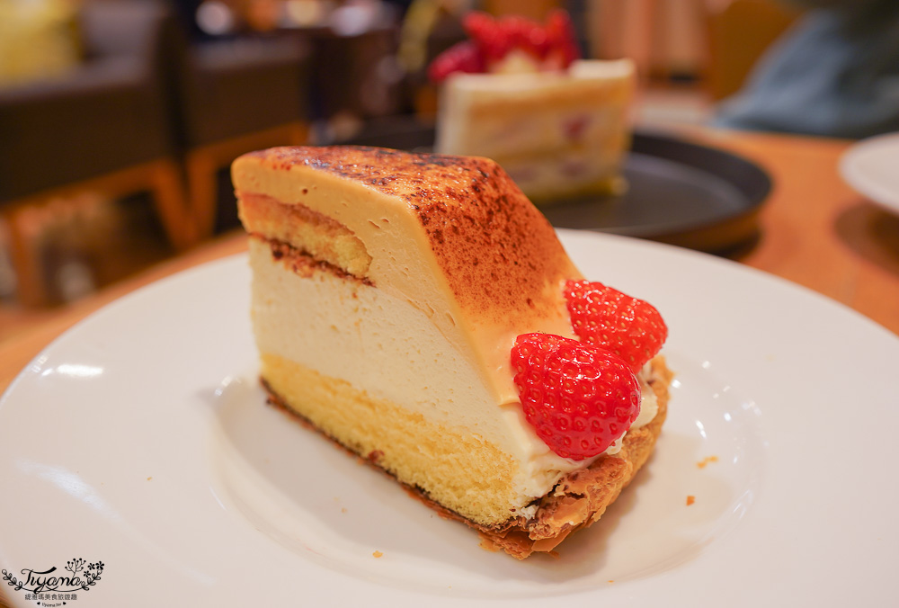 熊本咖啡廳．Cafe & Books Bibliotheque熊本鶴屋店，熊本熊部長辦公室旁咖啡廳 @緹雅瑪 美食旅遊趣