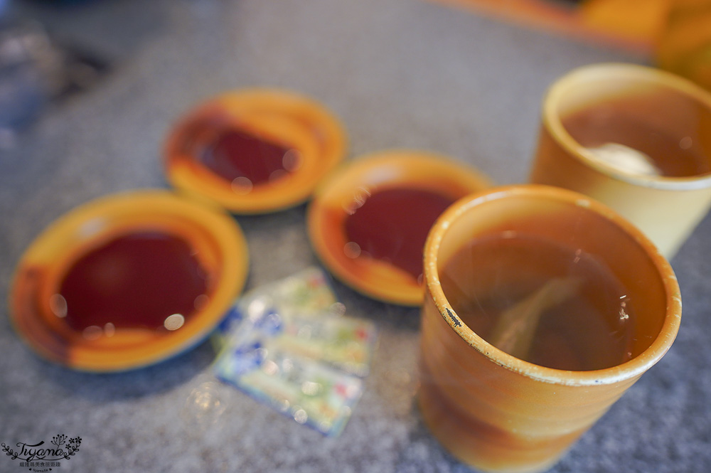 下関唐戶美食「すし遊館 唐戸店」関門海峽景觀餐廳，卡蒙碼頭2樓迴轉壽司吃炸河豚、河豚味噌湯 @緹雅瑪 美食旅遊趣