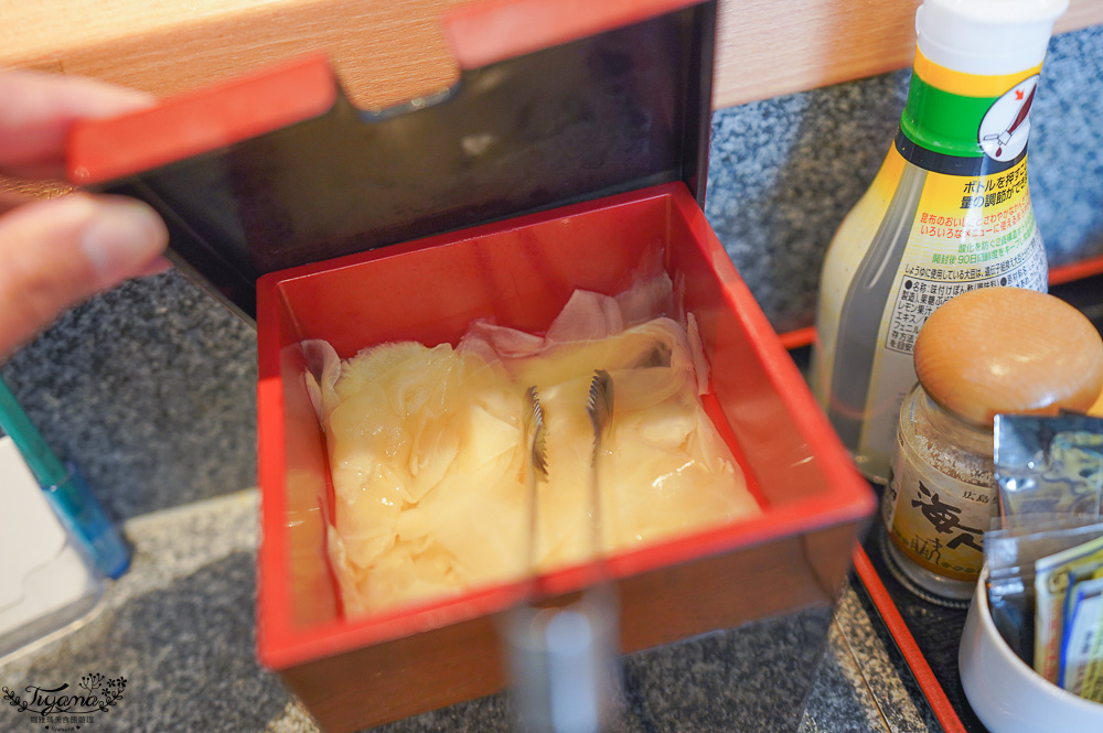 下関唐戶美食「すし遊館 唐戸店」関門海峽景觀餐廳，卡蒙碼頭2樓迴轉壽司吃炸河豚、河豚味噌湯 @緹雅瑪 美食旅遊趣