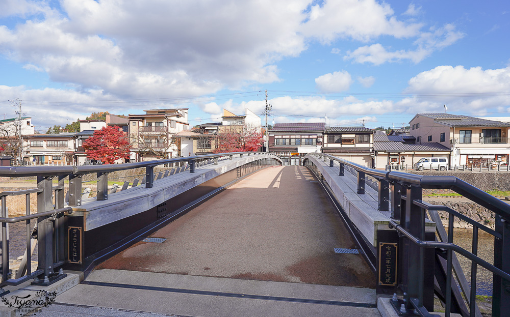 飛驒高山老街半日遊不走回頭路線規劃！！高山小京都吃飛驒牛壽司、炸飛驒牛肉餅、逛博物館、土產店 @緹雅瑪 美食旅遊趣