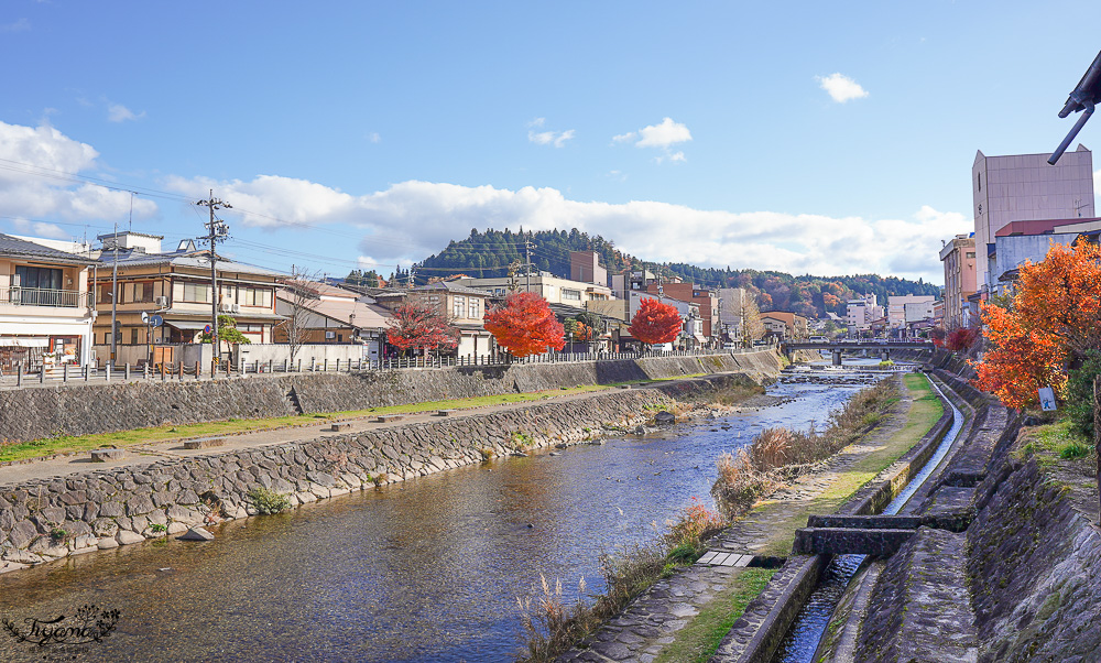 飛驒高山一日遊，飛驒高山白川3天2夜遊自駕之旅，第一天行程！！吃飛驒牛燒肉、逛高山飛驒老街、在地超市買水果 @緹雅瑪 美食旅遊趣