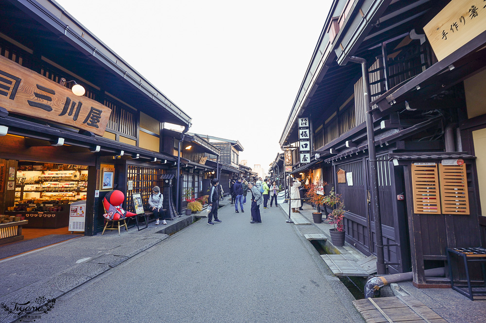 飛驒高山老街半日遊不走回頭路線規劃！！高山小京都吃飛驒牛壽司、炸飛驒牛肉餅、逛博物館、土產店 @緹雅瑪 美食旅遊趣