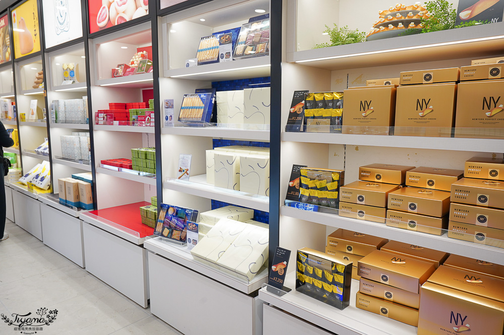 名古屋機場免稅店｜中部國際機場T2機場免稅店，空間不大卻應有盡有 @緹雅瑪 美食旅遊趣