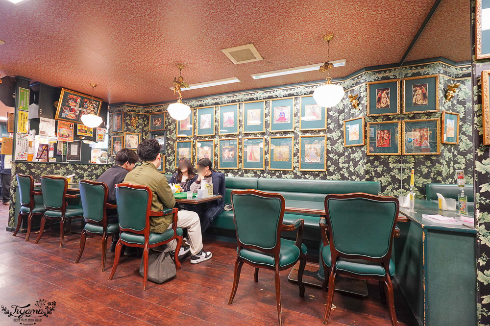 北海道函館必吃漢堡，幸運小丑漢堡 五稜郭公園店，天使微笑主題店，位於五稜郭塔對面！ @緹雅瑪 美食旅遊趣