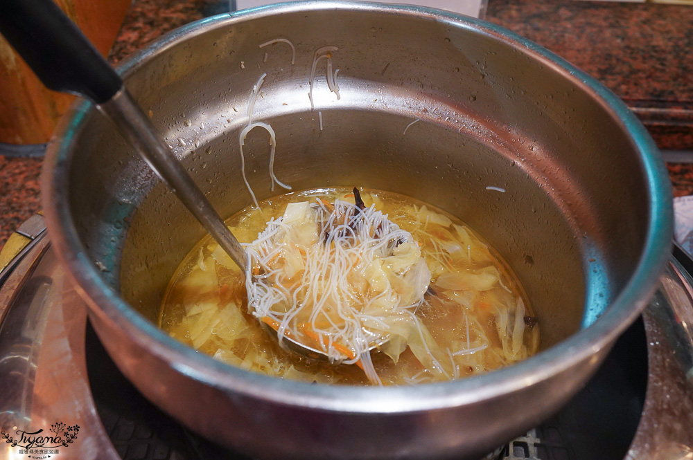 煙波早餐｜煙波大飯店 新竹湖濱館「煙波早午餐 莫內西餐廳 」晚餐等級Buffet 早餐，煙波十菜．在地寶食．煙波早堂．興波咖啡 @緹雅瑪 美食旅遊趣