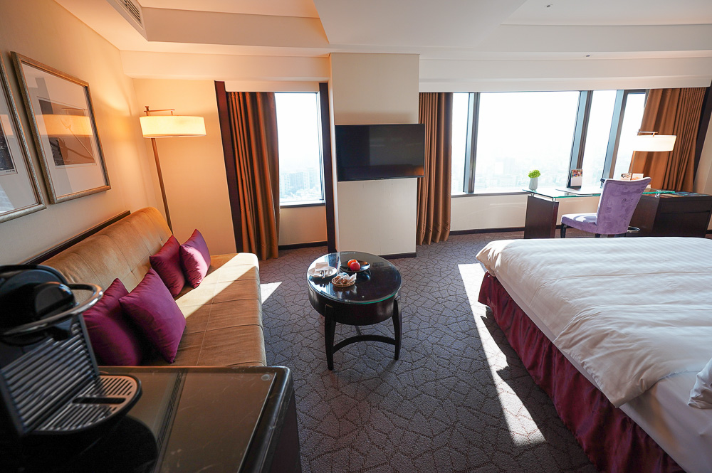 台南住宿．台南遠東香格里拉飯店，台南制高點五星級景觀飯店 一泊二食，近台南車站，美味星級自助早餐、自助晚餐Buffet @緹雅瑪 美食旅遊趣