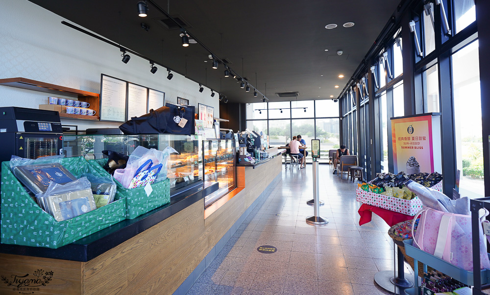 澎湖星巴克食記！！澎湖喜來登旁喝咖啡~ @緹雅瑪 美食旅遊趣