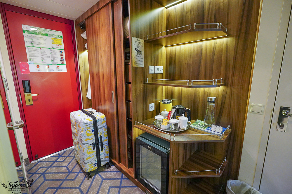 麗星郵輪 探索星號 全攻略！露台房｜海景房｜內側房~免費餐廳．付費餐廳．表演秀懶人包！長崎.熊本.那霸六天五夜櫻花限定班次~九州賞櫻之旅 @緹雅瑪 美食旅遊趣