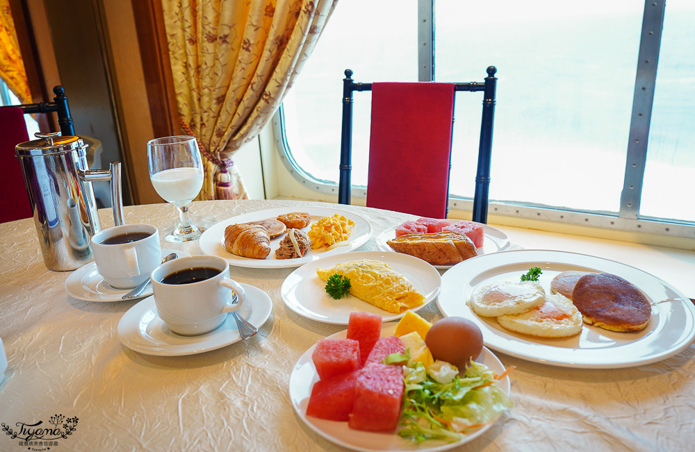 麗星郵輪 探索星號「百味軒」免費餐廳，精緻套餐~早餐．午餐．晚餐菜色分享！！ @緹雅瑪 美食旅遊趣