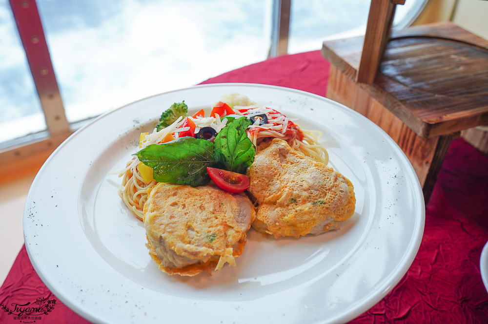 麗星郵輪 探索星號「百味軒」免費餐廳，精緻套餐~早餐．午餐．晚餐菜色分享！！ @緹雅瑪 美食旅遊趣