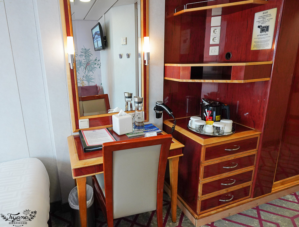 麗星郵輪 探索星號 全攻略！露台房｜海景房｜內側房~免費餐廳．付費餐廳．表演秀懶人包！長崎.熊本.那霸六天五夜櫻花限定班次~九州賞櫻之旅 @緹雅瑪 美食旅遊趣