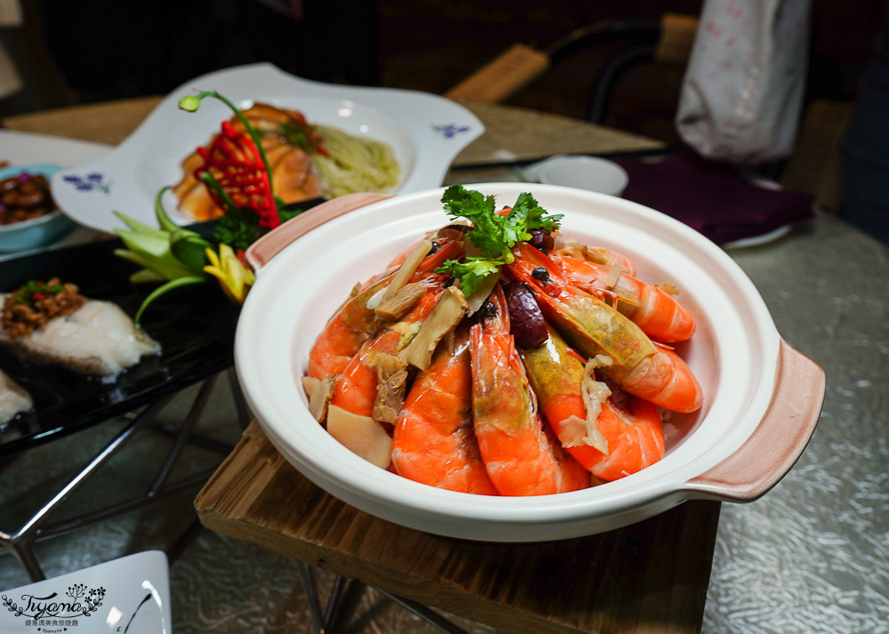 麗星郵輪 探索星號「星夢餐廳」免費餐廳，套餐式精讚料理！ @緹雅瑪 美食旅遊趣