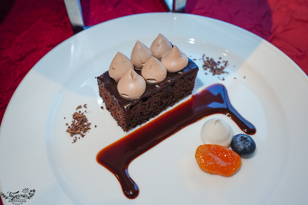 麗星郵輪 探索星號「百味軒」免費餐廳，精緻套餐~早餐．午餐．晚餐菜色分享！！ @緹雅瑪 美食旅遊趣