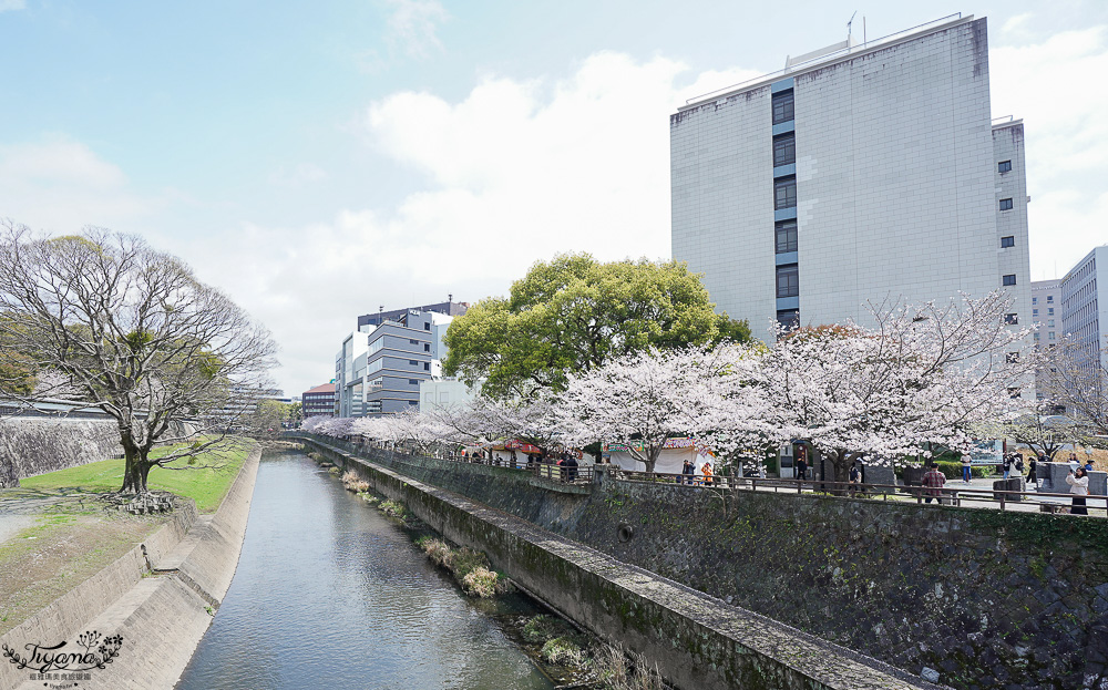 熊本城復古懷舊美食街「櫻之馬場 城彩苑」，逛完熊本城吃美食看表演去！！ @緹雅瑪 美食旅遊趣