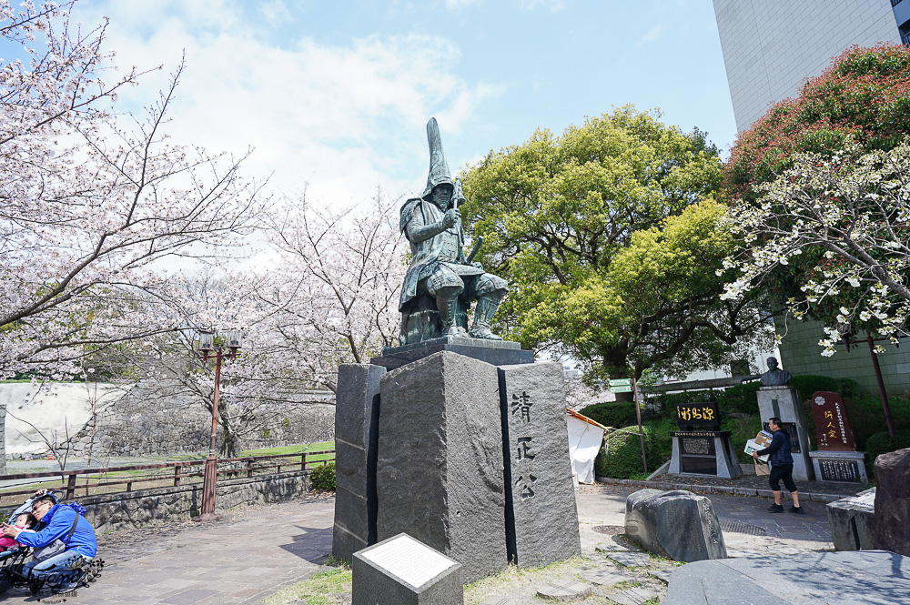 熊本城復古懷舊美食街「櫻之馬場 城彩苑」，逛完熊本城吃美食看表演去！！ @緹雅瑪 美食旅遊趣