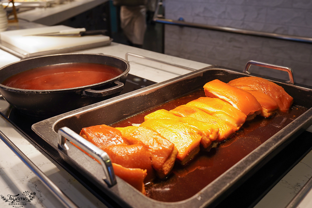 麗星郵輪 探索星號「麗都自助餐廳」免費自助餐廳，從早吃到晚~自助早餐、日本櫻花主題晚宴 @緹雅瑪 美食旅遊趣