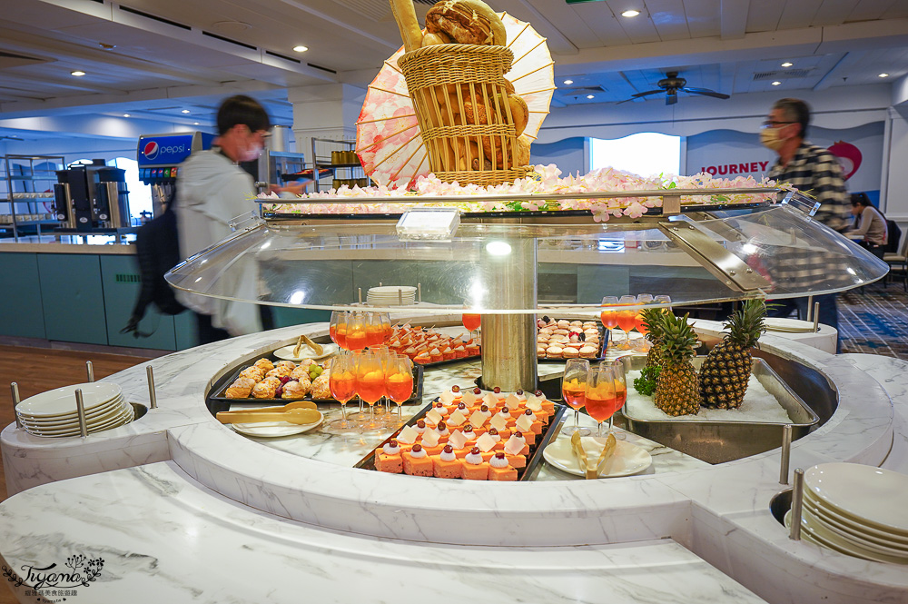 麗星郵輪 探索星號「麗都自助餐廳」免費自助餐廳，從早吃到晚~自助早餐、日本櫻花主題晚宴 @緹雅瑪 美食旅遊趣