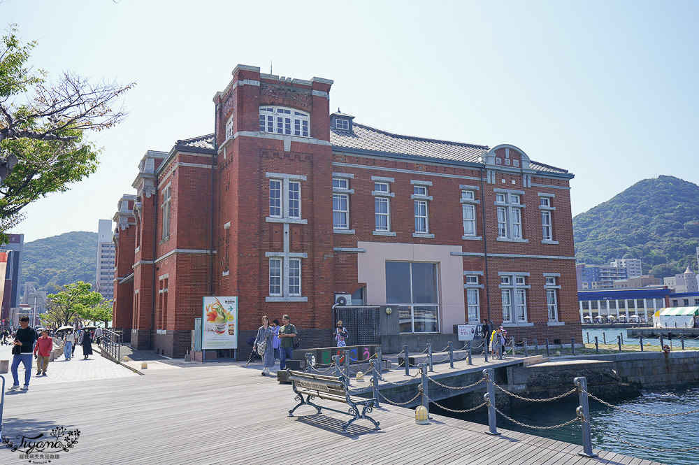 北九州一日遊｜河內藤園、門司港懷舊區散歩、THE OUTLETS KITAKYUSHU自由購物，全中文KKday專屬團~ @緹雅瑪 美食旅遊趣