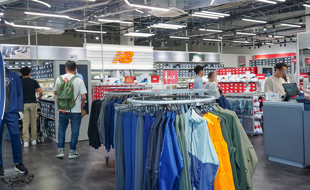 北九州OUTLETS｜THE OUTLETS KITAKYUSHU：先領500日元折扣券，滿額再免稅 @緹雅瑪 美食旅遊趣