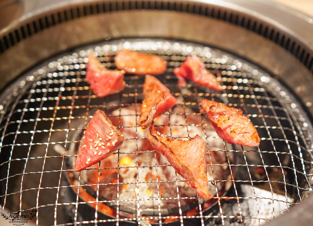 福岡燒肉「藥院燒肉｜肉いち 薬院｜肉屋 肉一」超人氣燒肉名店，黑毛和牛7種拼盤平價美味 @緹雅瑪 美食旅遊趣