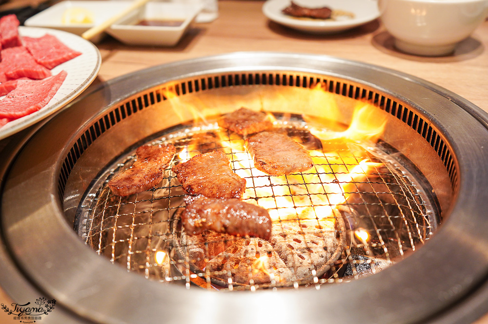福岡燒肉「藥院燒肉｜肉いち 薬院｜肉屋 肉一」超人氣燒肉名店，黑毛和牛7種拼盤平價美味 @緹雅瑪 美食旅遊趣