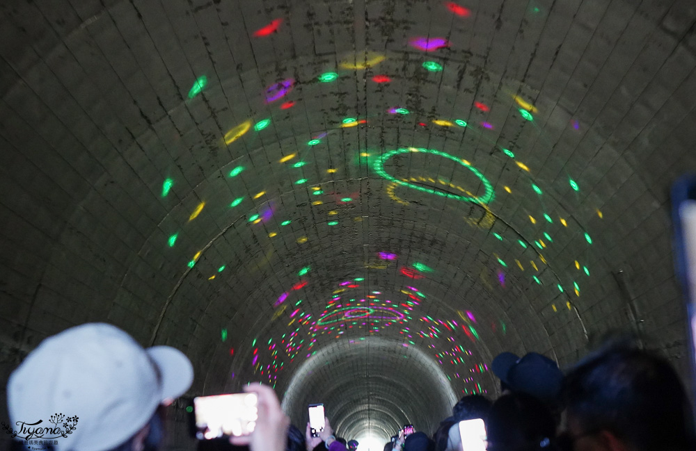 九州南阿蘇「高千穗小火車」露天森林小火車遊天照鐵道體驗燈效隧道、夢幻泡泡欣賞宮崎山脈，九州南阿蘇高千穗小火車一日遊 @緹雅瑪 美食旅遊趣