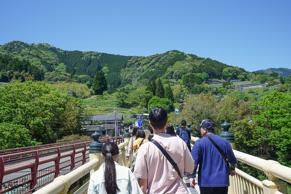 宮崎高千穗町景點｜天岩戸神社．天安河原：傳說神話秘境「洞穴中的神社」 @緹雅瑪 美食旅遊趣