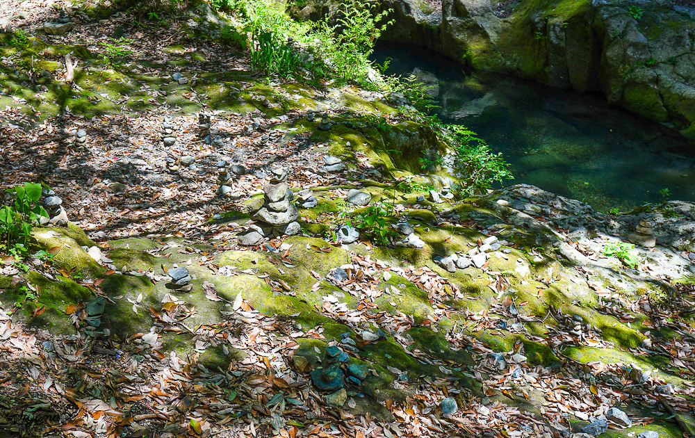 宮崎高千穗町景點｜天岩戸神社．天安河原：傳說神話秘境「洞穴中的神社」 @緹雅瑪 美食旅遊趣