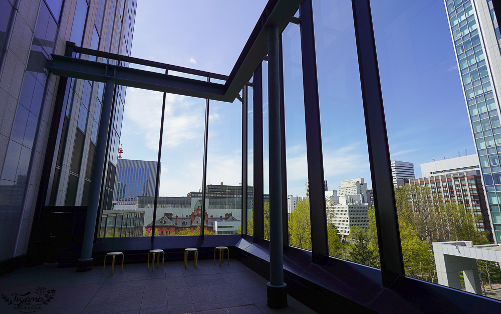 北海道札幌北海道都廳｜紅磚露臺 Akarenga Terrace：紅磚露臺免費展望台．各樓層美食介紹，漫遊修建中的北海道都廳 @緹雅瑪 美食旅遊趣