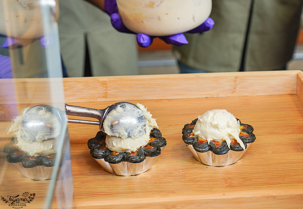 台南榴蓮蛋塔「天王叉燒酥」美味千層叉燒酥.火燒蝦酥.黑皮小花蛋塔，榴蓮千層蛋塔必吃 @緹雅瑪 美食旅遊趣