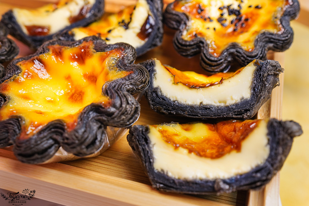台南榴蓮蛋塔「天王叉燒酥」美味千層叉燒酥.火燒蝦酥.黑皮小花蛋塔，榴蓮千層蛋塔必吃 @緹雅瑪 美食旅遊趣