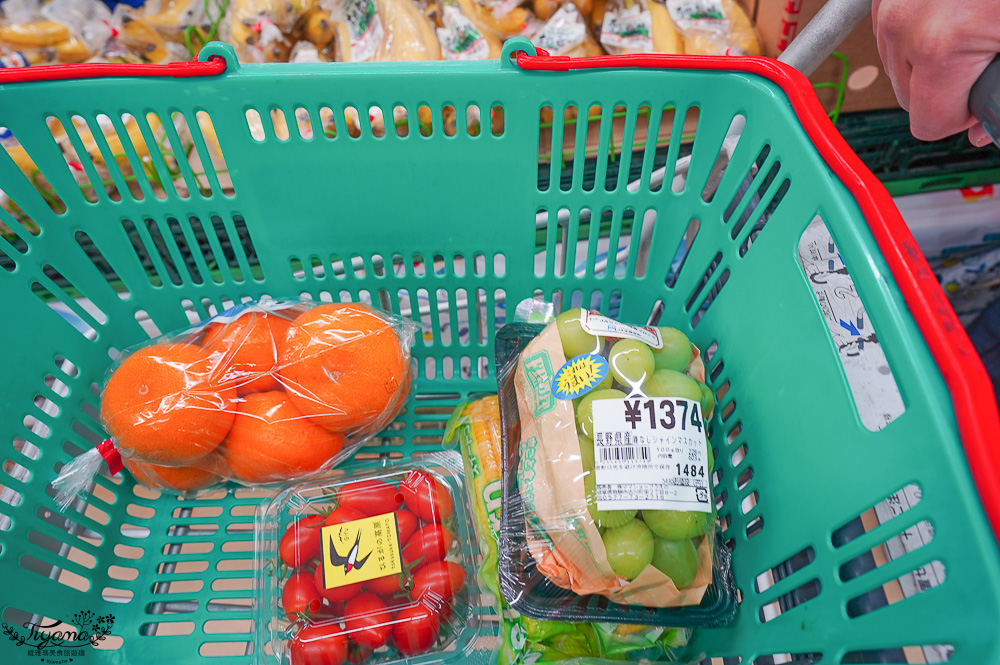 岐阜飛騨古川超市「ママショップうえの」在地大超市，水果食品超平價超市 @緹雅瑪 美食旅遊趣