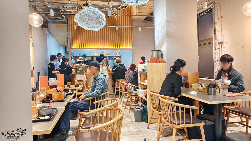 福岡和牛丼飯「黒毛和牛 博多牛まぶし 武蔵」黒毛和牛三吃，博多車站旁超人氣和牛花丼飯 @緹雅瑪 美食旅遊趣