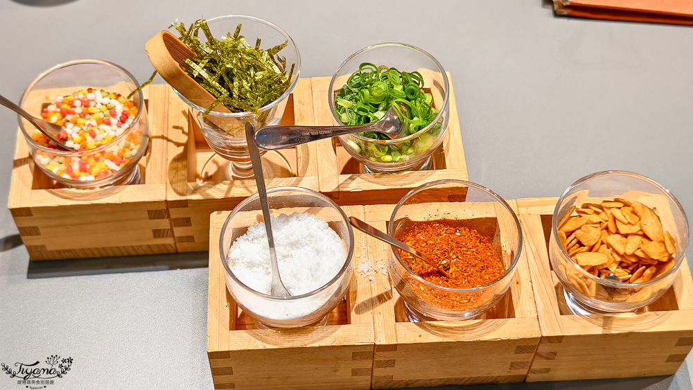 福岡和牛丼飯「黒毛和牛 博多牛まぶし 武蔵」黒毛和牛三吃，博多車站旁超人氣和牛花丼飯 @緹雅瑪 美食旅遊趣