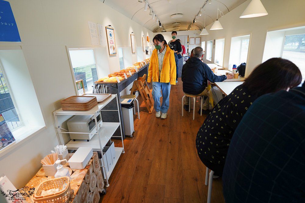 門司港鐵道車廂咖啡館「Pic Mekari park」特色復古列車咖啡館，潮風號&rdquo;關門海峽和布刈&rdquo;站旁，和布刈公園內的特色火車咖啡廳 @緹雅瑪 美食旅遊趣