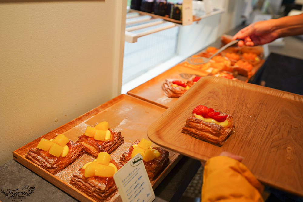 門司港鐵道車廂咖啡館「Pic Mekari park」特色復古列車咖啡館，潮風號&rdquo;關門海峽和布刈&rdquo;站旁，和布刈公園內的特色火車咖啡廳 @緹雅瑪 美食旅遊趣