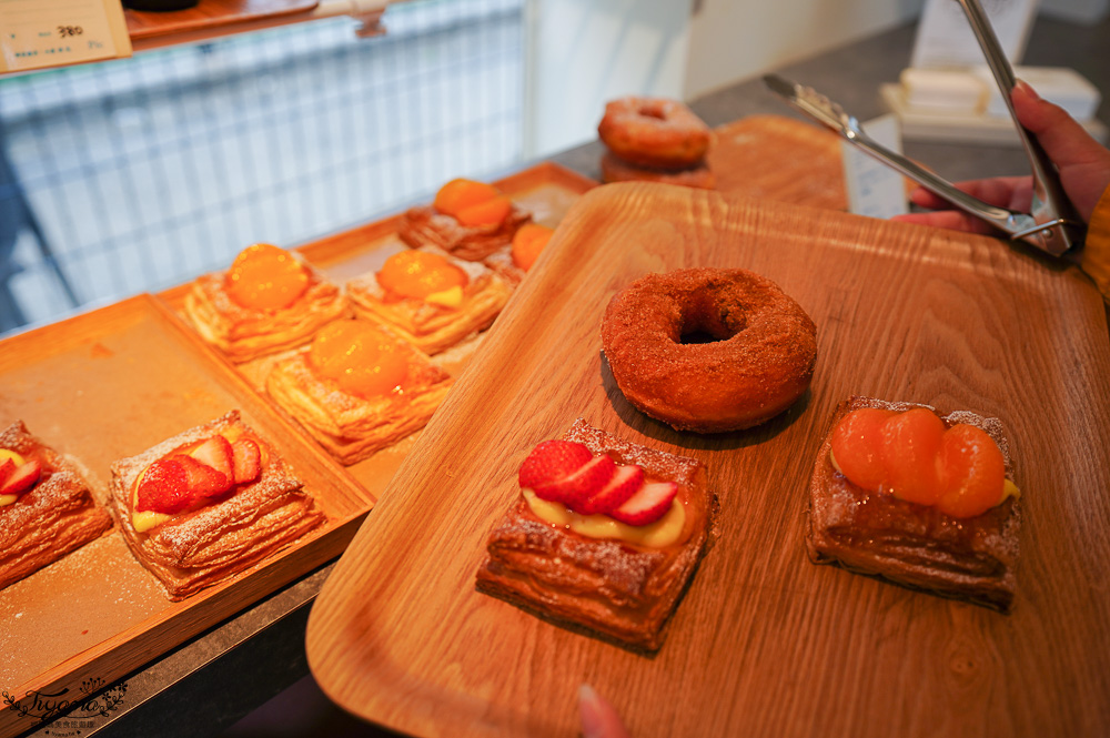 門司港鐵道車廂咖啡館「Pic Mekari park」特色復古列車咖啡館，潮風號&rdquo;關門海峽和布刈&rdquo;站旁，和布刈公園內的特色火車咖啡廳 @緹雅瑪 美食旅遊趣