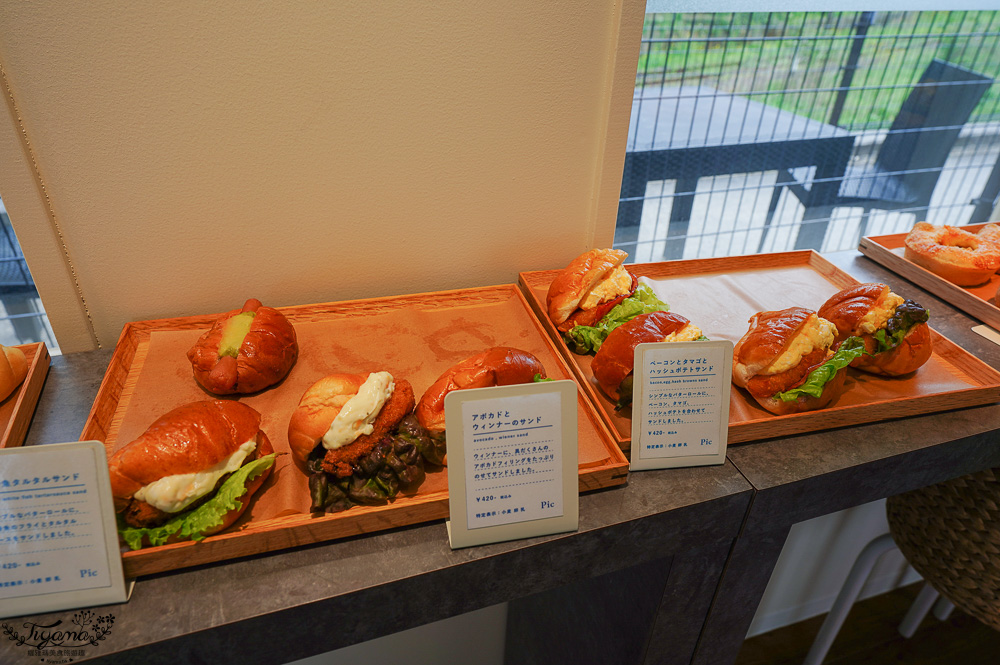 門司港鐵道車廂咖啡館「Pic Mekari park」特色復古列車咖啡館，潮風號&rdquo;關門海峽和布刈&rdquo;站旁，和布刈公園內的特色火車咖啡廳 @緹雅瑪 美食旅遊趣