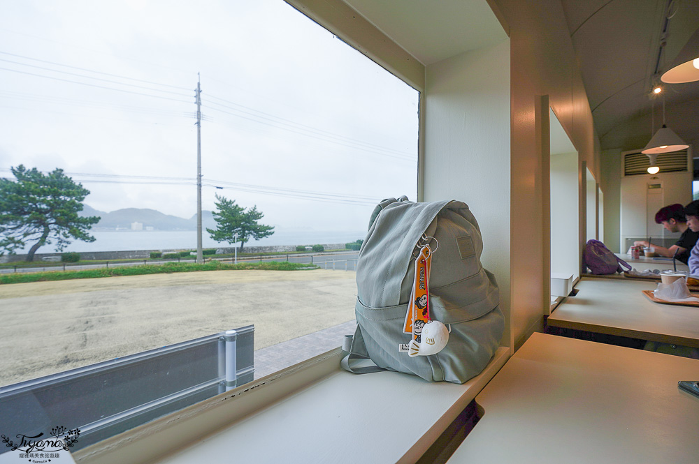 門司港鐵道車廂咖啡館「Pic Mekari park」特色復古列車咖啡館，潮風號&rdquo;關門海峽和布刈&rdquo;站旁，和布刈公園內的特色火車咖啡廳 @緹雅瑪 美食旅遊趣