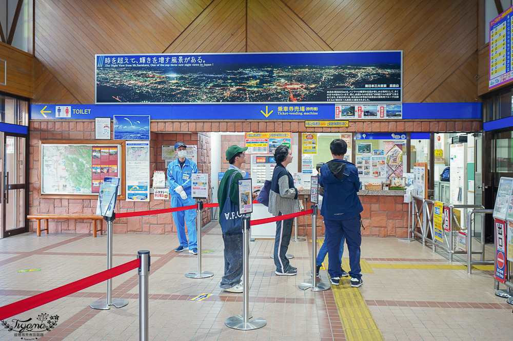 九州福岡新日本三大夜景「皿倉山展望台」從小倉城出發、回小倉車站交通&免費接駁車，門票費用資訊！ @緹雅瑪 美食旅遊趣