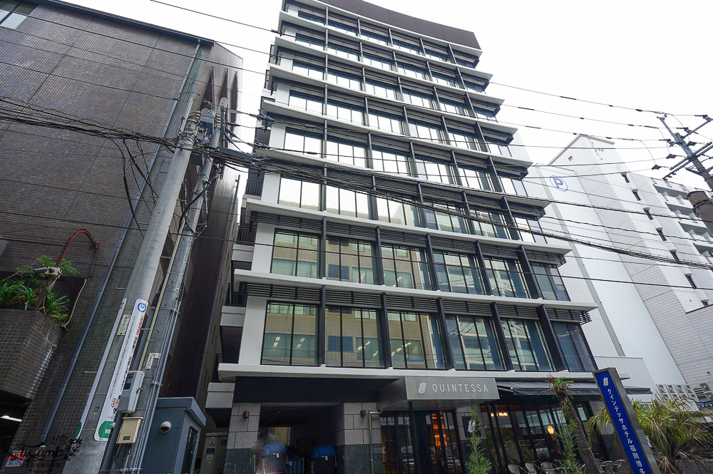 福岡博多車站週邊住宿「福岡博多昆塔莎放鬆睡眠飯店」平價三人房上下舖房型，有迎賓飲料 @緹雅瑪 美食旅遊趣