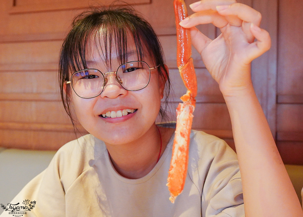 星野TOMAMU度假村人氣自助餐廳 hal，預約制自助晚餐，雪蟹、螃蟹奶油起司蔬菜、鐵板牛排、干貝、鮭魚親子手捲，網美棉花糖雲朵聖代 @緹雅瑪 美食旅遊趣