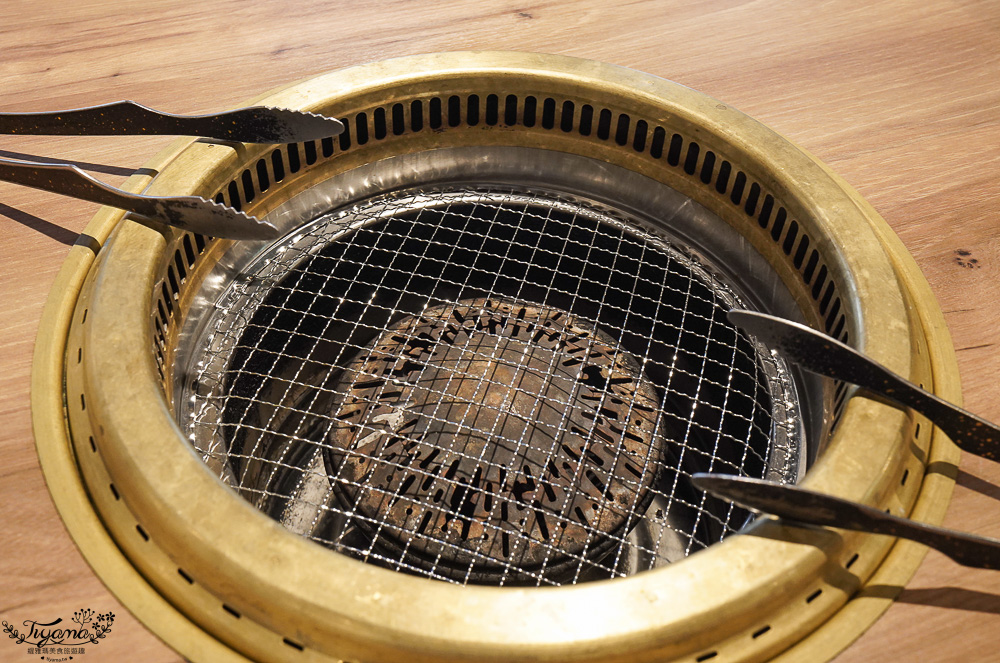 北海道三大螃蟹吃到飽「 伝 Den-JAPANESE BUFFET DINING」，螃蟹.海鮮.肉品.壽司.軟性飲料任你吃，BBQ、涮涮鍋二選一，KKday加碼90分鐘 @緹雅瑪 美食旅遊趣