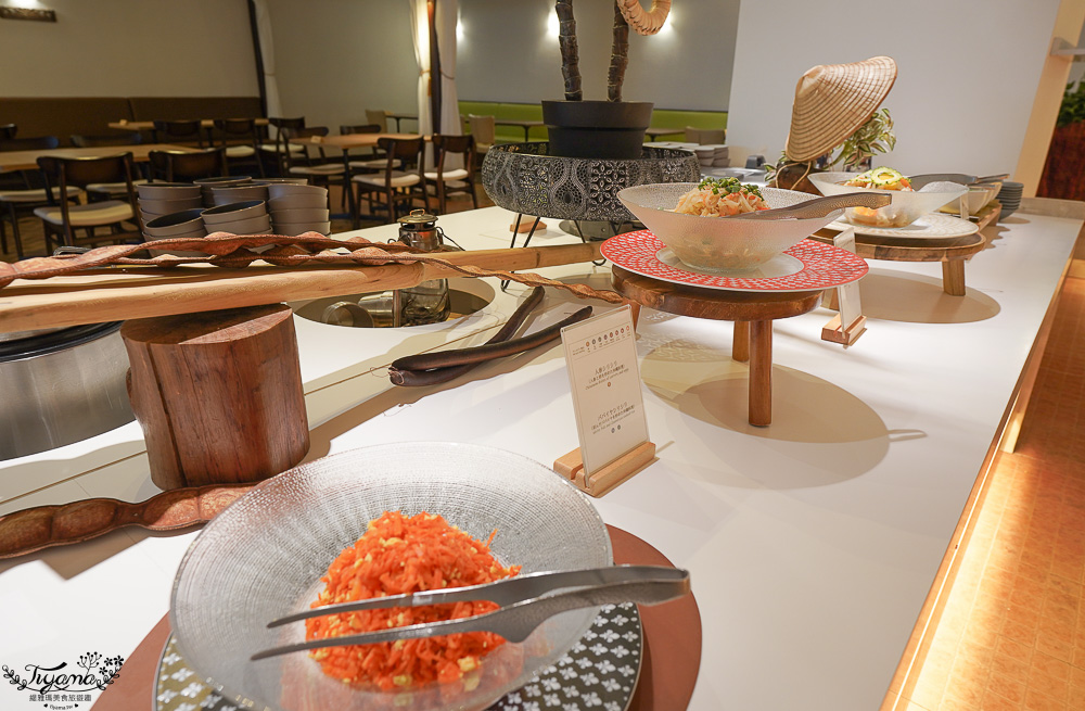 星野集團 西表島飯店 自助晚餐篇！亞熱帶西表島特色料理，沖繩牛排、花蟹海鮮湯、石垣島布丁、八重山泡盛 @緹雅瑪 美食旅遊趣