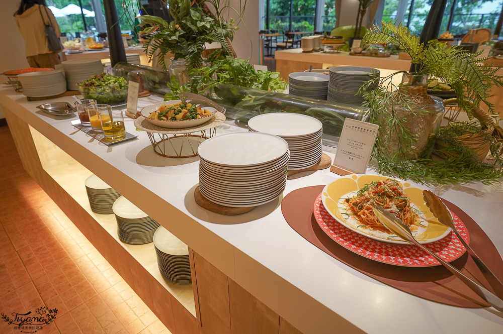 星野集團 西表島飯店 自助晚餐篇！亞熱帶西表島特色料理，沖繩牛排、花蟹海鮮湯、石垣島布丁、八重山泡盛 @緹雅瑪 美食旅遊趣