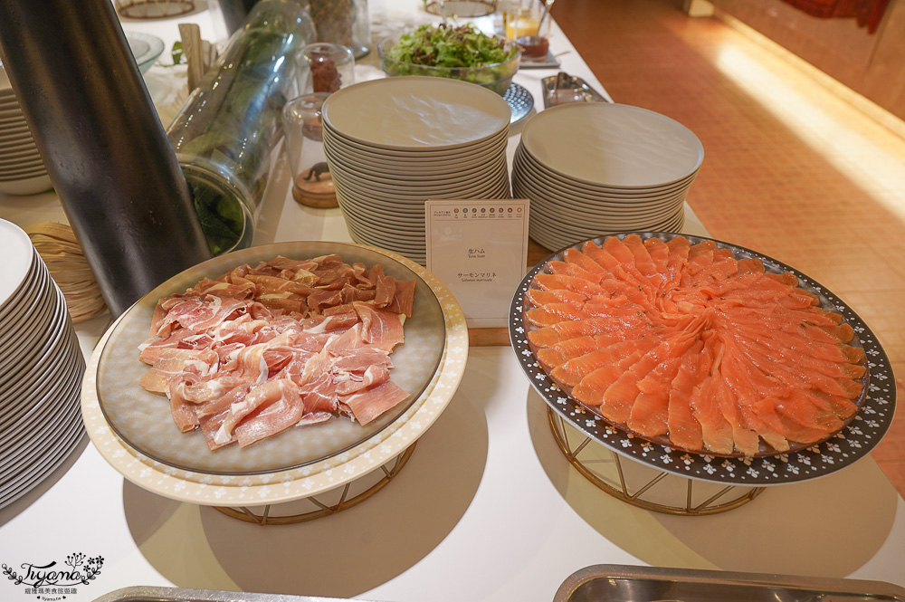 星野集團 西表島飯店 自助晚餐篇！亞熱帶西表島特色料理，沖繩牛排、花蟹海鮮湯、石垣島布丁、八重山泡盛 @緹雅瑪 美食旅遊趣