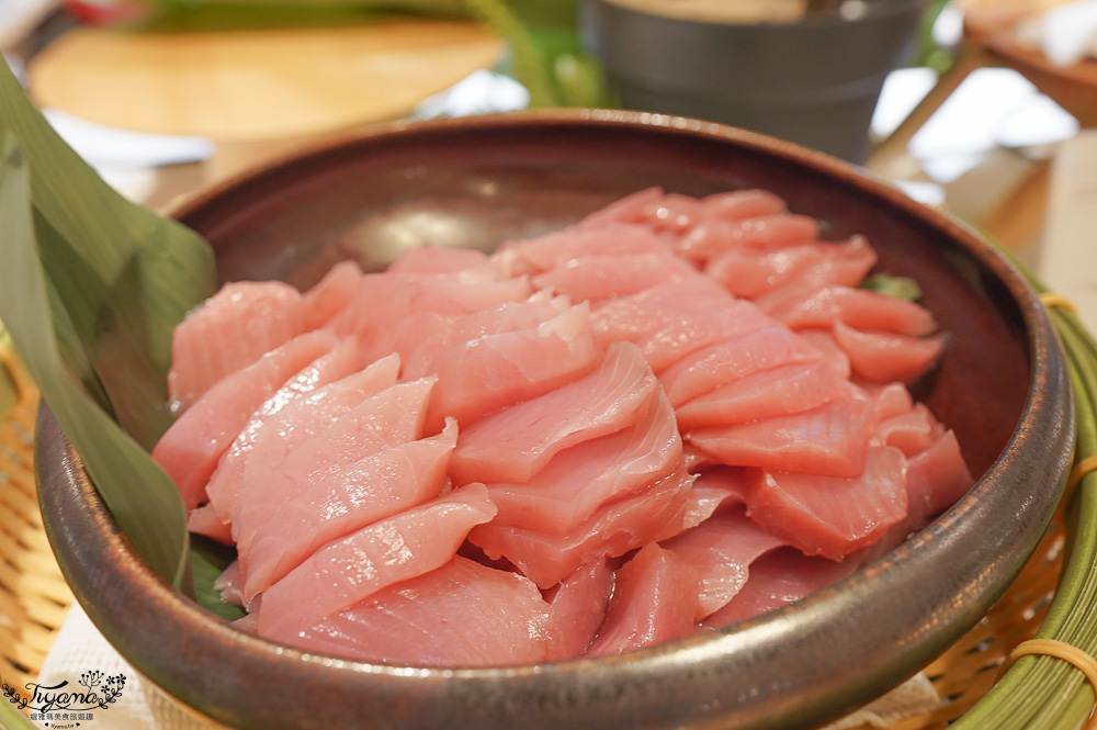 星野集團 西表島飯店 自助晚餐篇！亞熱帶西表島特色料理，沖繩牛排、花蟹海鮮湯、石垣島布丁、八重山泡盛 @緹雅瑪 美食旅遊趣