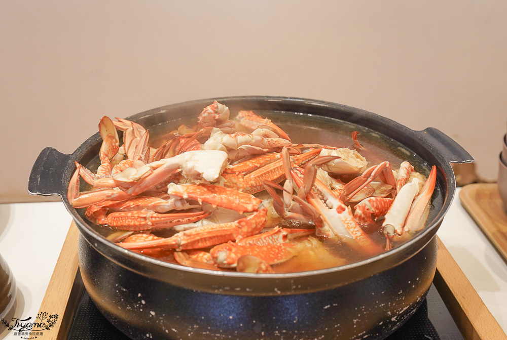 星野集團 西表島飯店 自助晚餐篇！亞熱帶西表島特色料理，沖繩牛排、花蟹海鮮湯、石垣島布丁、八重山泡盛 @緹雅瑪 美食旅遊趣