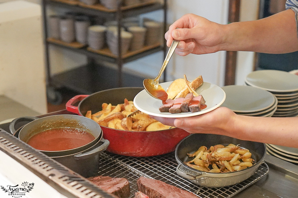 星野集團 西表島飯店 自助晚餐篇！亞熱帶西表島特色料理，沖繩牛排、花蟹海鮮湯、石垣島布丁、八重山泡盛 @緹雅瑪 美食旅遊趣