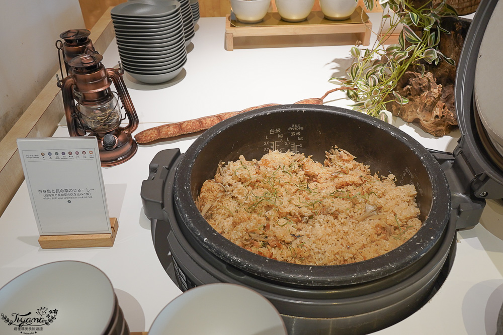 星野集團 西表島飯店 自助晚餐篇！亞熱帶西表島特色料理，沖繩牛排、花蟹海鮮湯、石垣島布丁、八重山泡盛 @緹雅瑪 美食旅遊趣